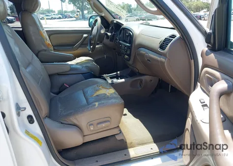 2004 Toyota Sequoia Sr5 V8 z USA, uszkodzony, nr VIN 5TDZT34A34S210050